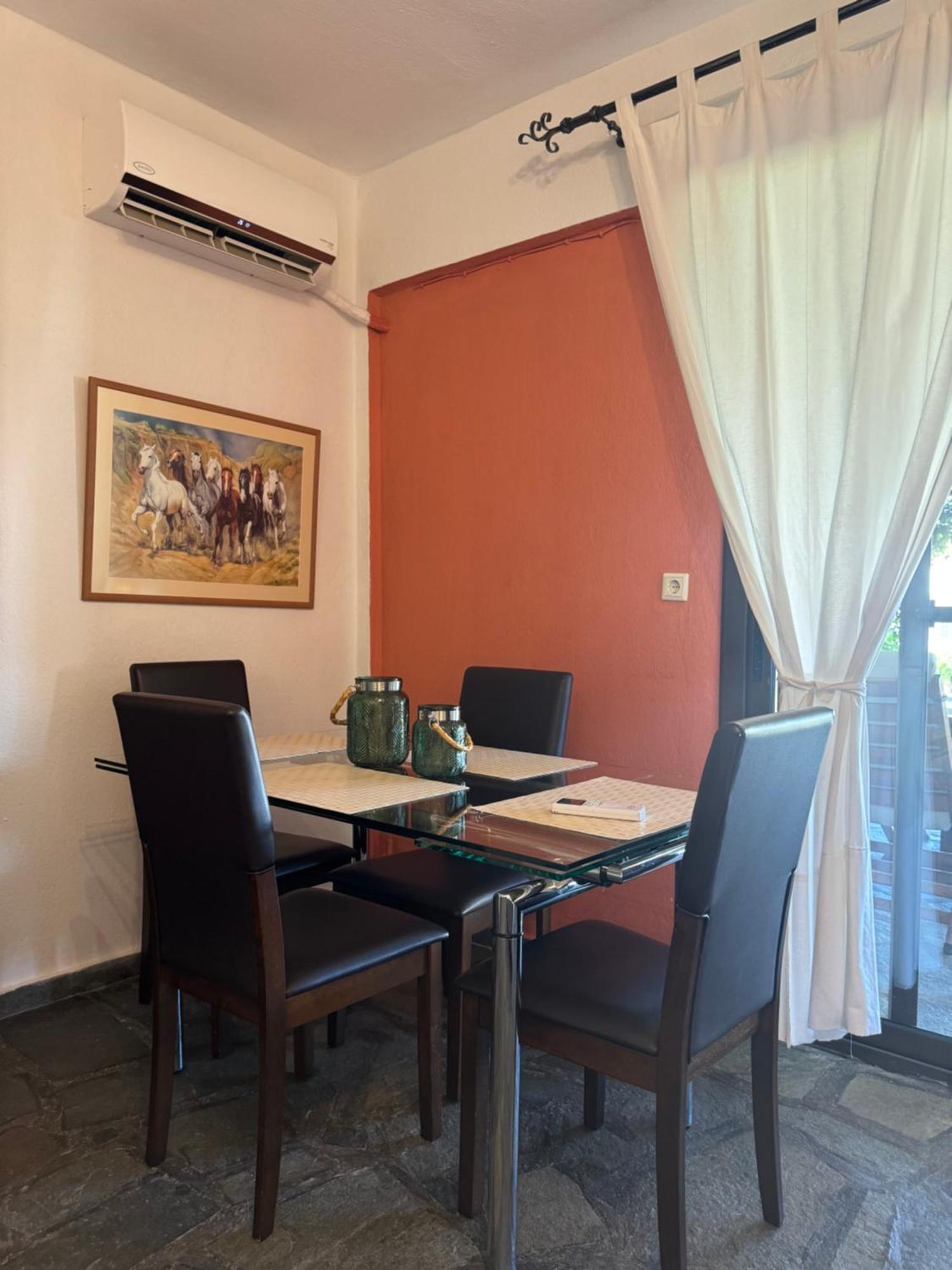 Eirinis House Villa Посиди Екстериор снимка
